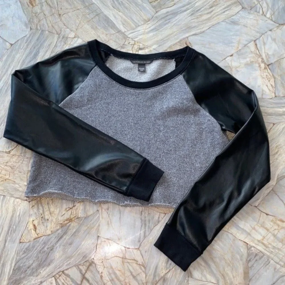 Victoria’s Secret Gray/Faux Leather Sweatshirt Short Medium - Picture 7 of 10